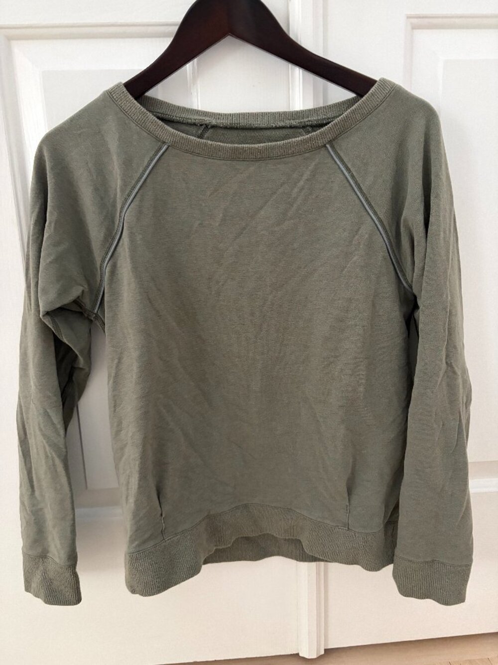 Lululemon Crewneck Sweatshirt